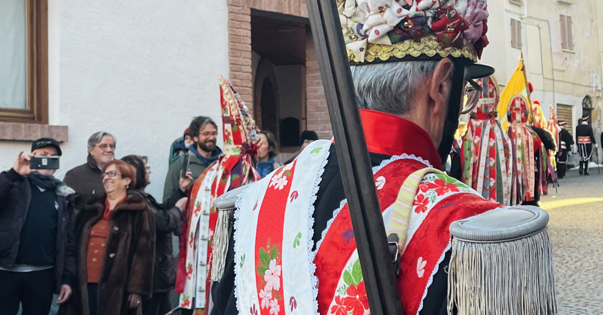 La Baìo di Sampeyre: memoria, eserciti e danza in Valle Varaita